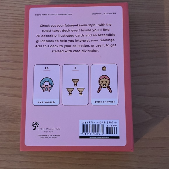 Kawaii Tarot: A 78-Card Deck of Magic and Cute - Picture 6 of 6